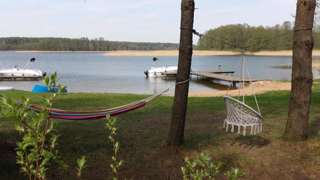 Posiadlosc Nad Zatoka Ryn  Exteriör bild