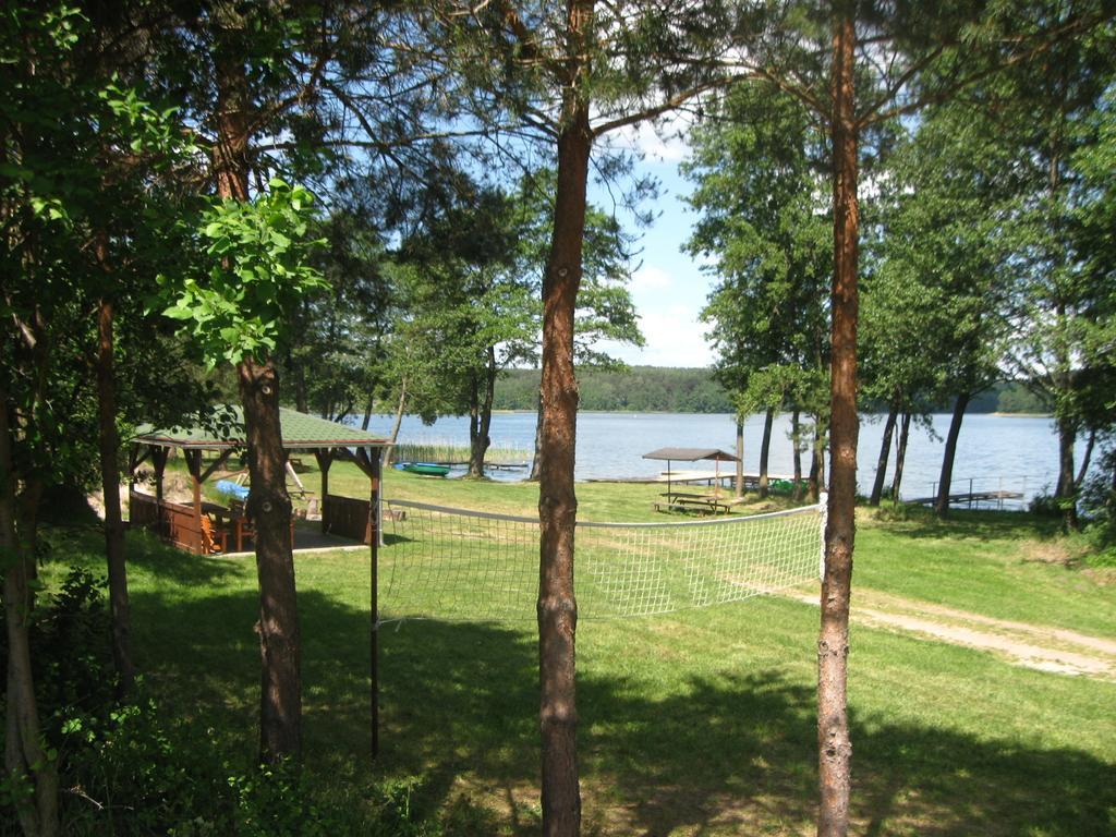 Posiadlosc Nad Zatoka Ryn  Exteriör bild