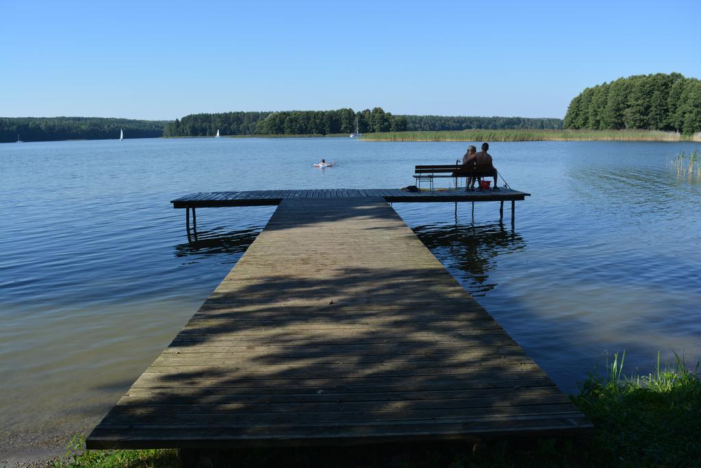 Posiadlosc Nad Zatoka Ryn  Exteriör bild